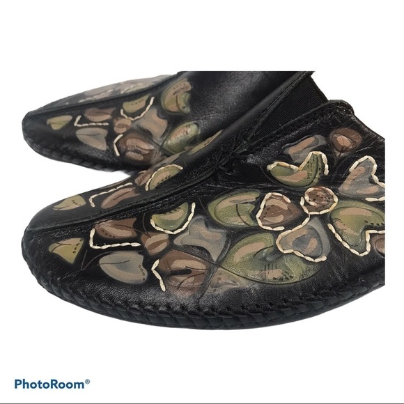 Pikolinos Driving Shoes Womens Size 6.5 Black Flat Floral Embroidered Bohemian - Picture 5 of 7